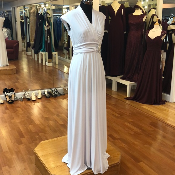 2Her2Him Dresses & Skirts - Women’s graduation dress, sleeveless
